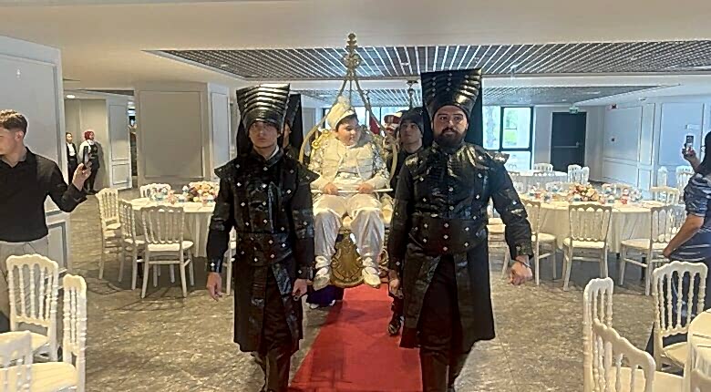 Sünnet Düğünü Yeniçeri Seremonisi